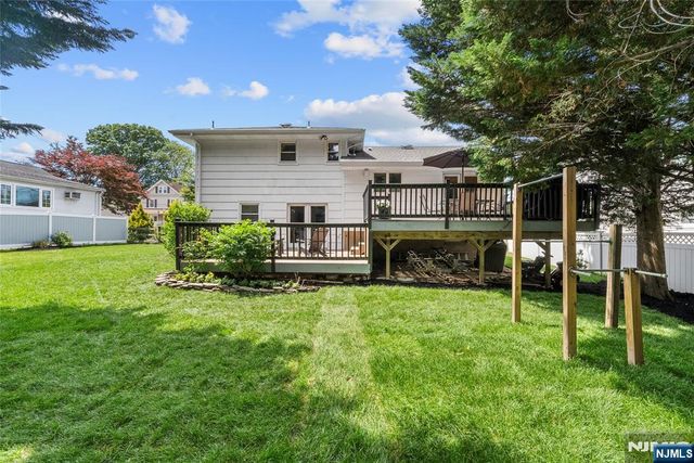 322 Scharer Avenue, Northvale, NJ 07647