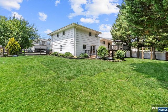 322 Scharer Avenue, Northvale, NJ 07647