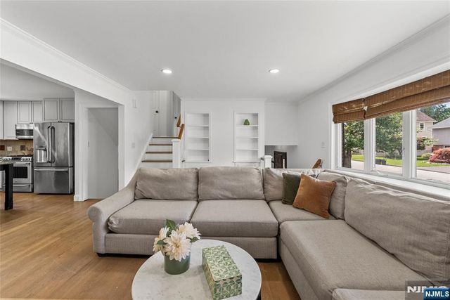 322 Scharer Avenue, Northvale, NJ 07647