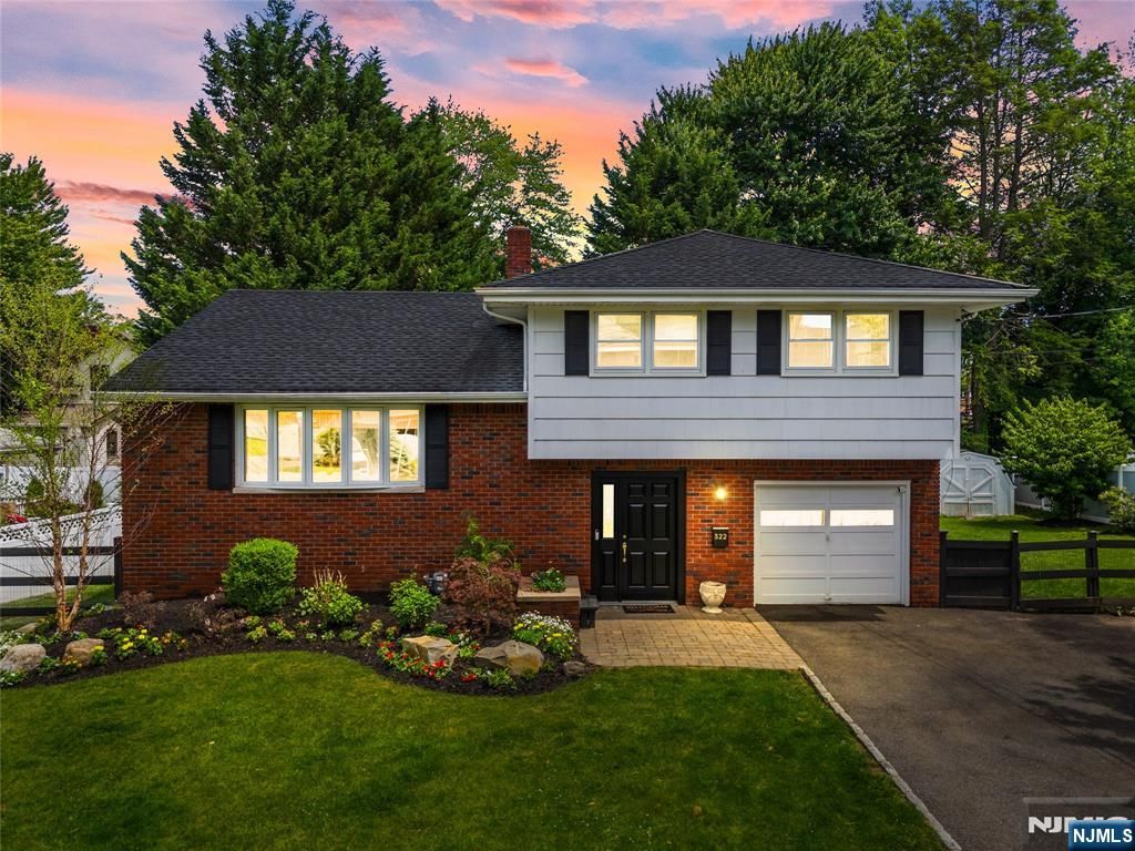 322 Scharer Avenue, Northvale, NJ 07647
