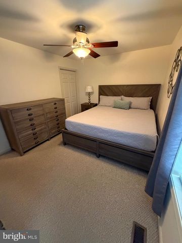 852 BRISTOL DRIVE, Greencastle, PA 17225