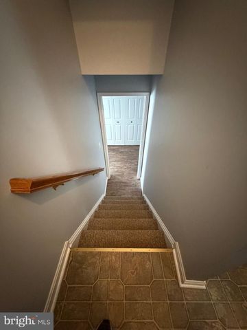 852 BRISTOL DRIVE, Greencastle, PA 17225