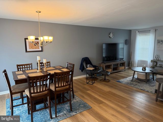 852 BRISTOL DRIVE, Greencastle, PA 17225