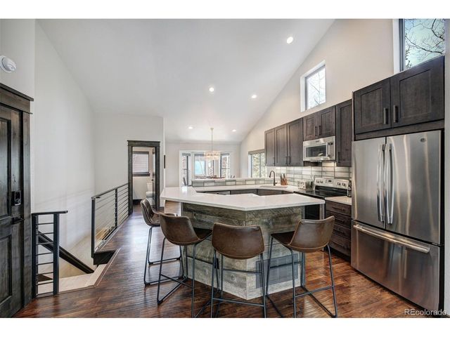 216 Village Point Dr, Breckenridge, CO 80424