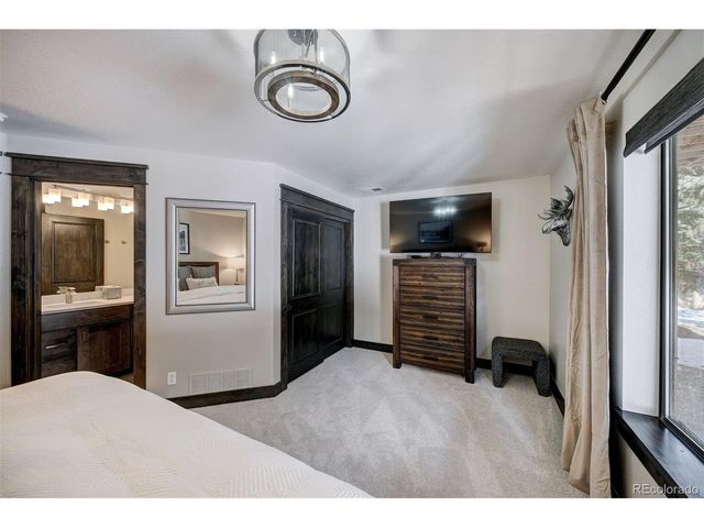 216 Village Point Dr, Breckenridge, CO 80424