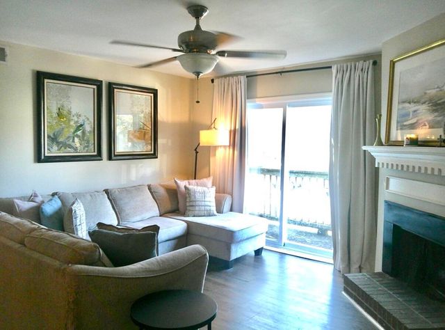 1402 Camp Road 15e, Charleston, SC 29412