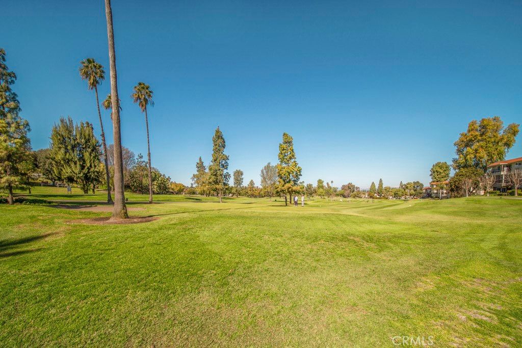 2391 VIA MARIPOAS 2G, Laguna Woods, CA 92637 — photo 4