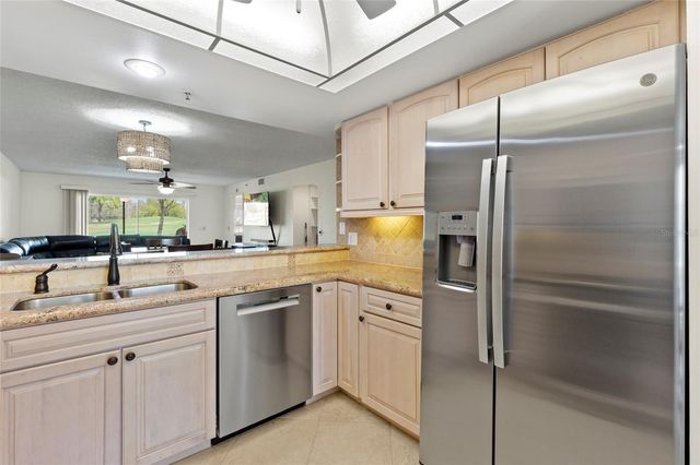 6611 STONE RIVER ROAD 102, Bradenton, FL 34203