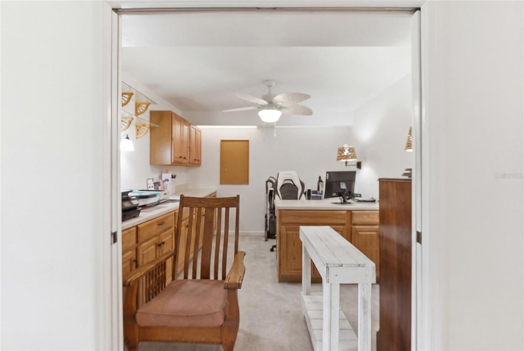 Image 14 of property listing at 6611 STONE RIVER ROAD 102, Bradenton, FL 34203