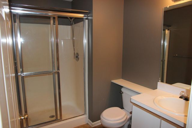 1376 Heatherwood Lane, Ann Arbor, MI 48108