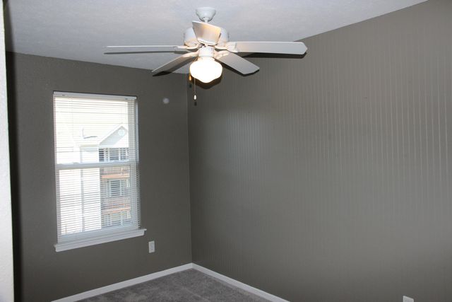 1376 Heatherwood Lane, Ann Arbor, MI 48108