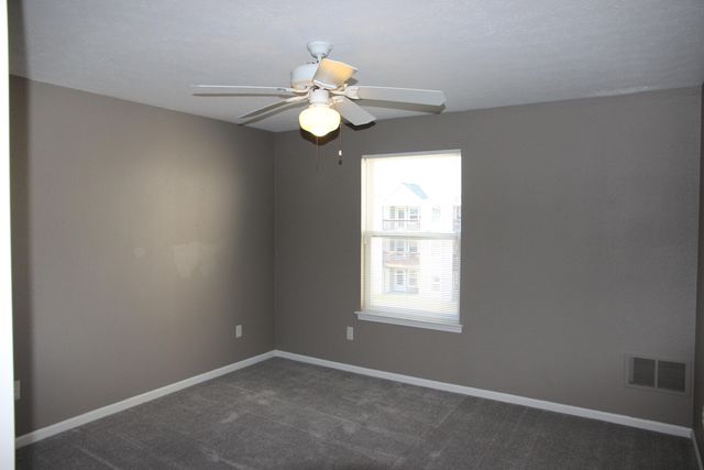 1376 Heatherwood Lane, Ann Arbor, MI 48108