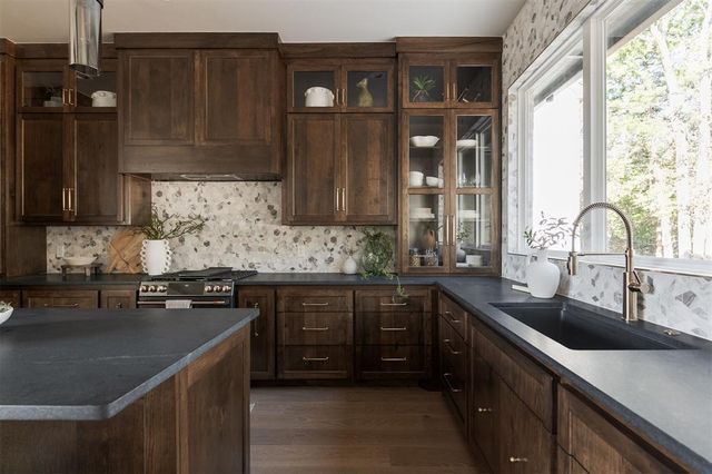 7225 Sunset Sail Avenue, Edmond, OK 73034