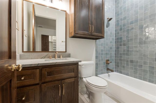 7225 Sunset Sail Avenue, Edmond, OK 73034