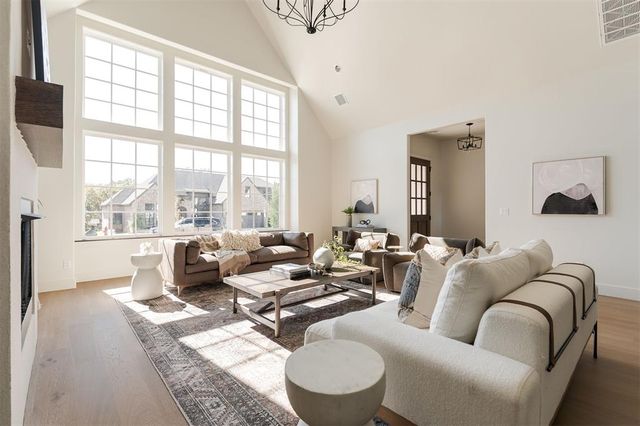 7225 Sunset Sail Avenue, Edmond, OK 73034