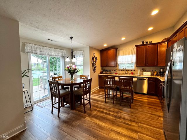 2275 Spring Dipper Drive, Greenfield, IN 46140