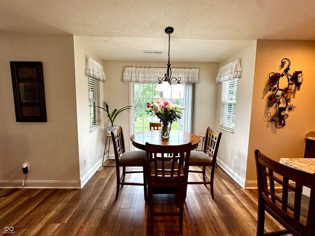 2275 Spring Dipper Drive, Greenfield, IN 46140
