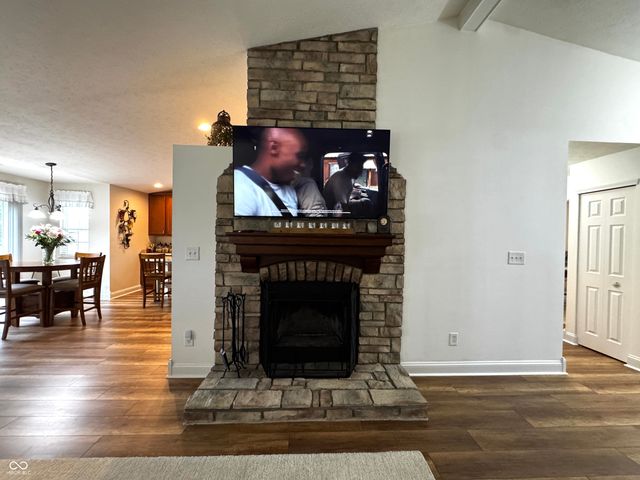 2275 Spring Dipper Drive, Greenfield, IN 46140