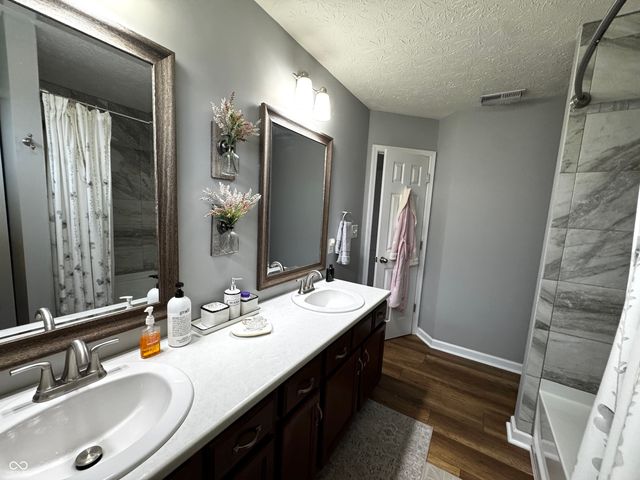 2275 Spring Dipper Drive, Greenfield, IN 46140