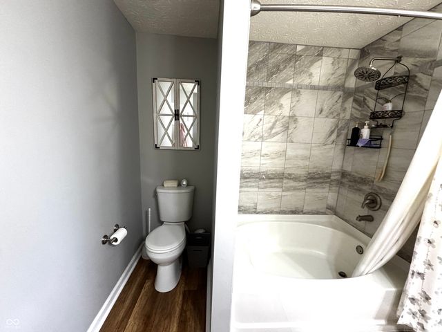 2275 Spring Dipper Drive, Greenfield, IN 46140