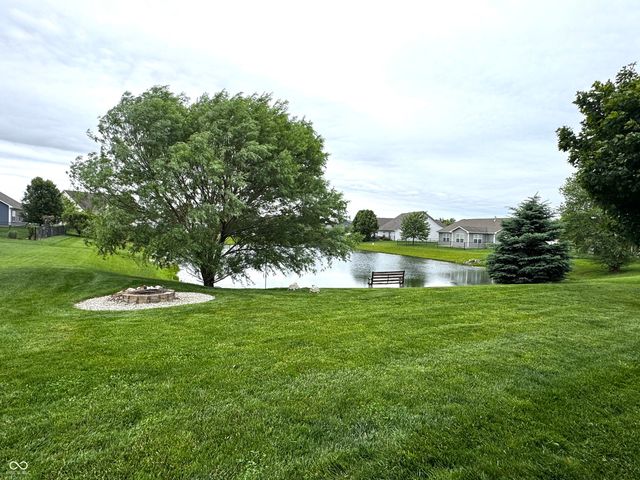 2275 Spring Dipper Drive, Greenfield, IN 46140