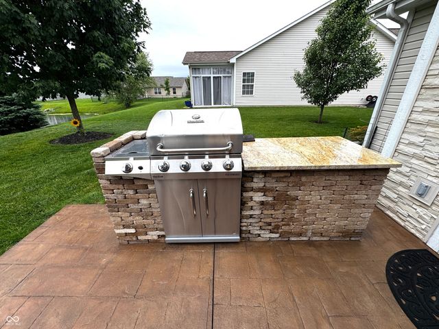 2275 Spring Dipper Drive, Greenfield, IN 46140