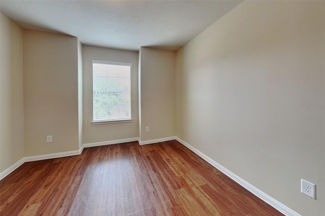 15458 Bammel Oaks Court, Houston, TX 77014