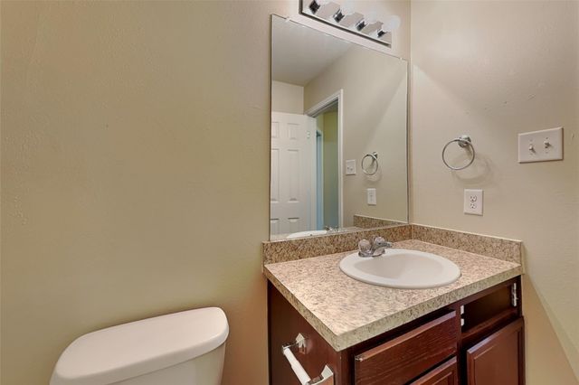 15458 Bammel Oaks Court, Houston, TX 77014