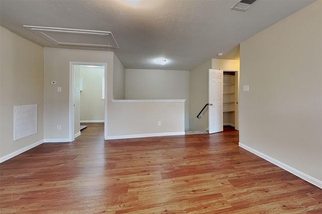 15458 Bammel Oaks Court, Houston, TX 77014