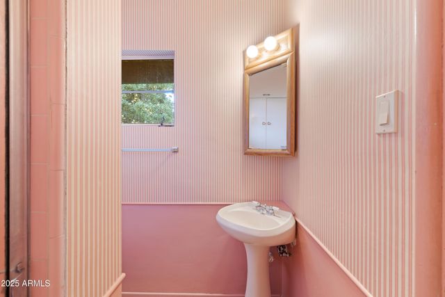 4707 E Calle Redonda --, Phoenix, AZ 85018