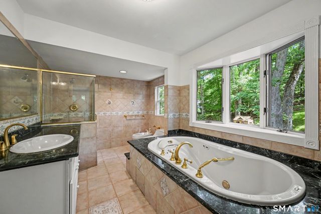 441 Cognewaugh Road, Greenwich, CT 06807