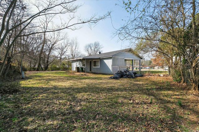 6 Wagon Circle, Little Rock, AR 72209