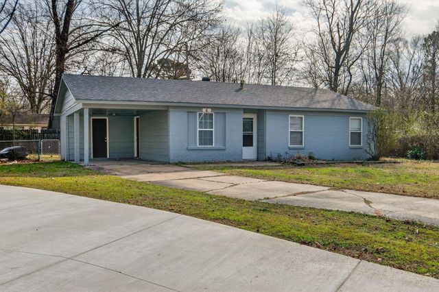 6 Wagon Circle, Little Rock, AR 72209