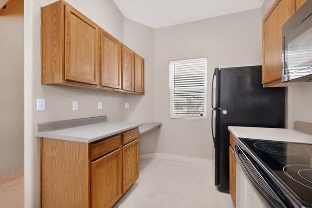 10628 Walnut Canyon Road SW, Albuquerque, NM 87121