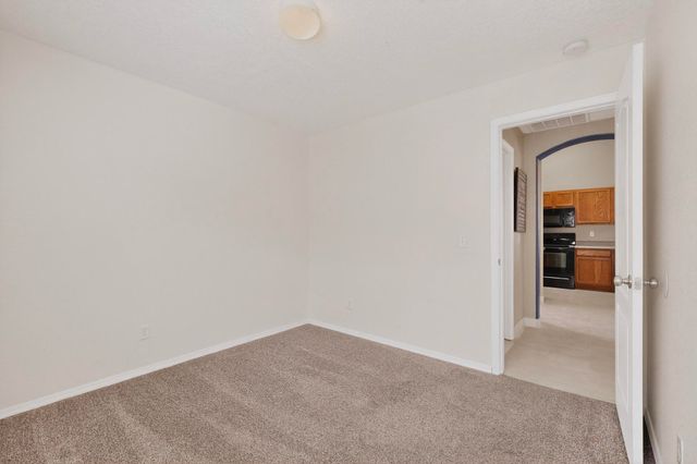 10628 Walnut Canyon Road SW, Albuquerque, NM 87121