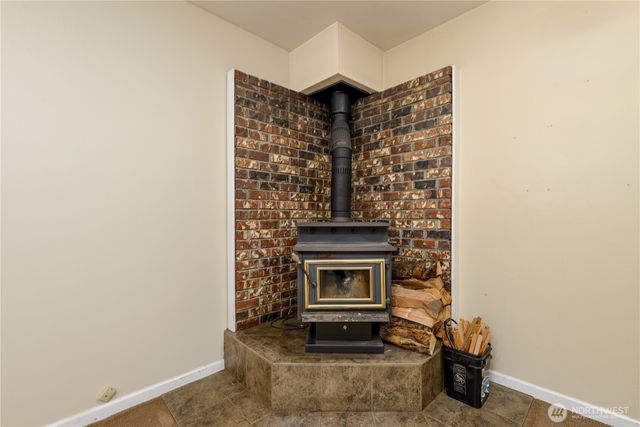 1717 S F Street, Port Angeles, WA 98363