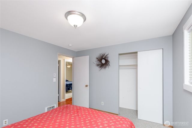 1717 S F Street, Port Angeles, WA 98363