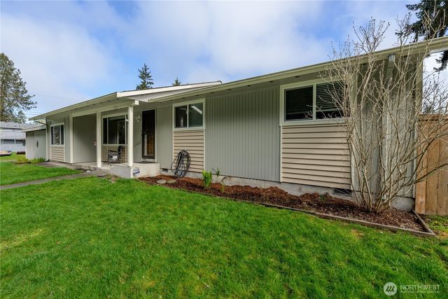 1717 S F Street, Port Angeles, WA 98363