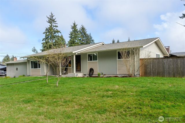 1717 S F Street, Port Angeles, WA 98363