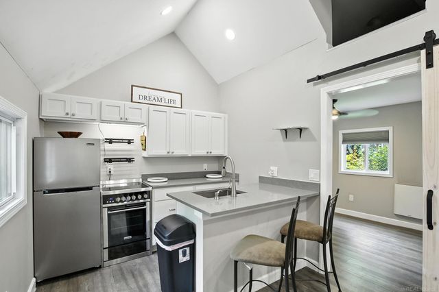 229 W Flint Street, Lake Orion, MI 48362