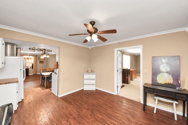 17106 Moss Oaks Drive, Conroe, TX 77385