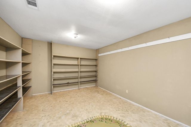 17106 Moss Oaks Drive, Conroe, TX 77385