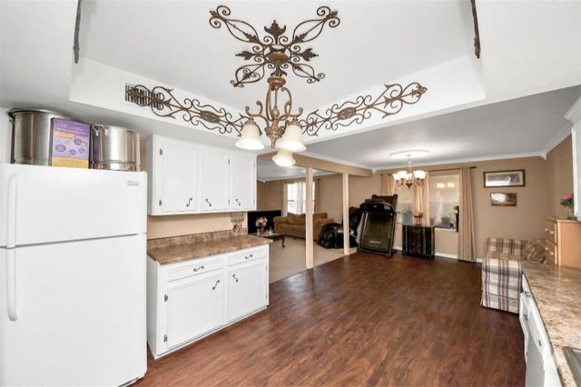 17106 Moss Oaks Drive, Conroe, TX 77385
