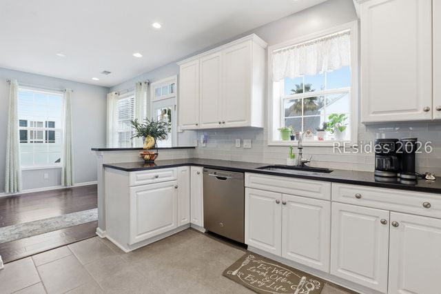 136 Regent Ave, Bluffton, SC 29910