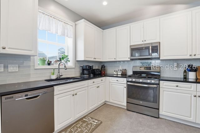 136 Regent Ave, Bluffton, SC 29910