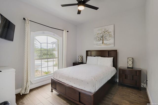 748 CANYON OAKS DR, Canyon Lake, TX 78133