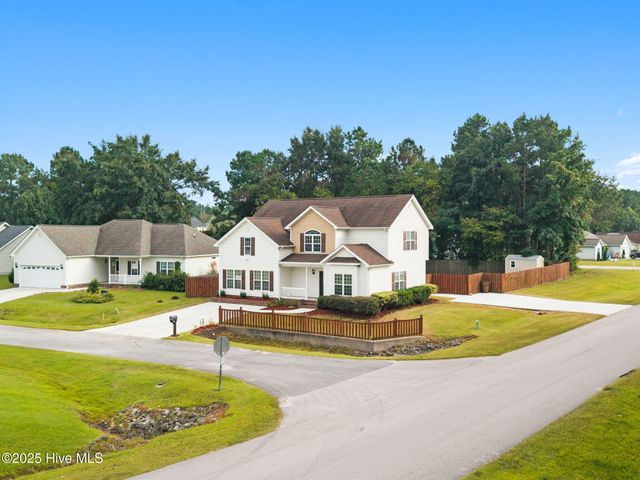 100 Brookside Court, Jacksonville, NC 28546