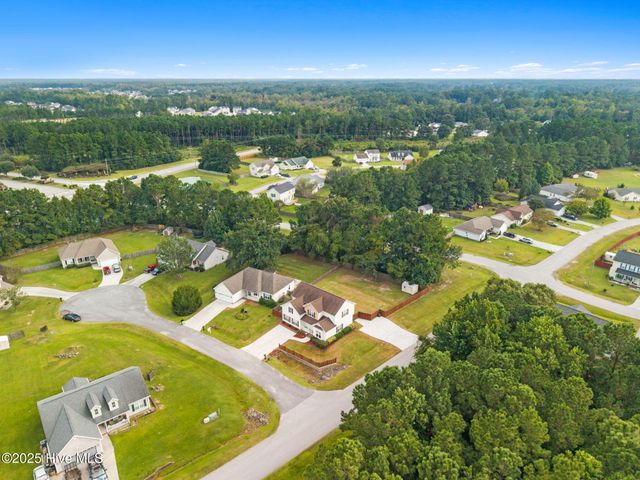 100 Brookside Court, Jacksonville, NC 28546