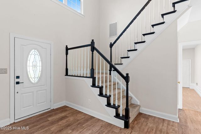 100 Brookside Court, Jacksonville, NC 28546