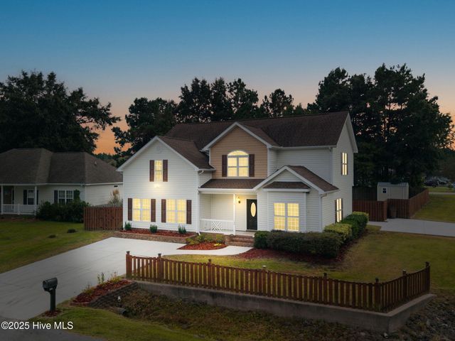 100 Brookside Court, Jacksonville, NC 28546